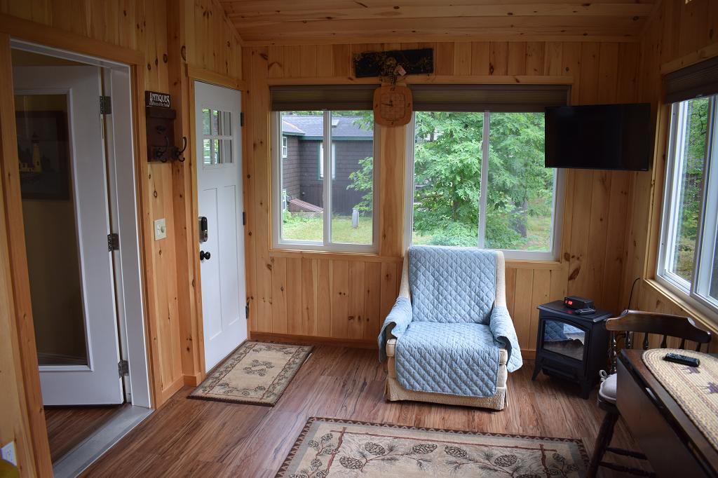 282 Thompson Point Road Naples, ME 04055 - Photo 10 of 28 DSC_0029_01