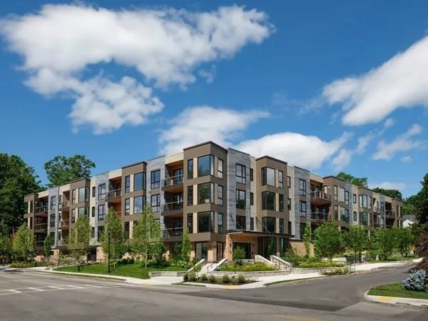 $1,550,000 | 100 Linden Street, Unit 111, Wellesley, MA 02482