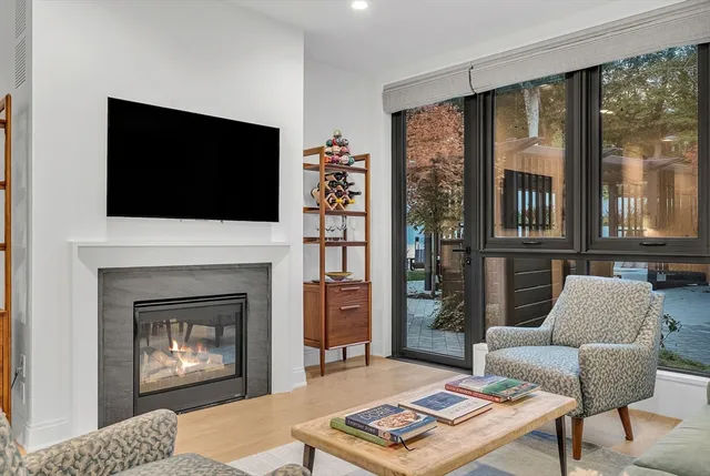 $1,550,000 | 100 Linden Street, Unit 111, Wellesley, MA 02482