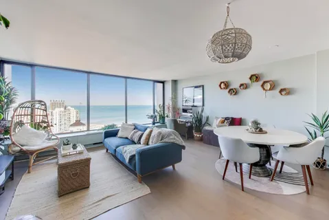 $225,000 | 5455 North Sheridan Road, Unit 3711, Chicago, IL 60640