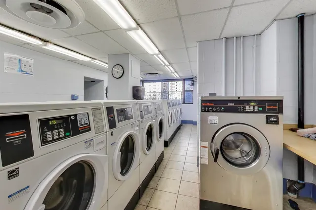 $225,000 | 5455 North Sheridan Road, Unit 3711, Chicago, IL 60640