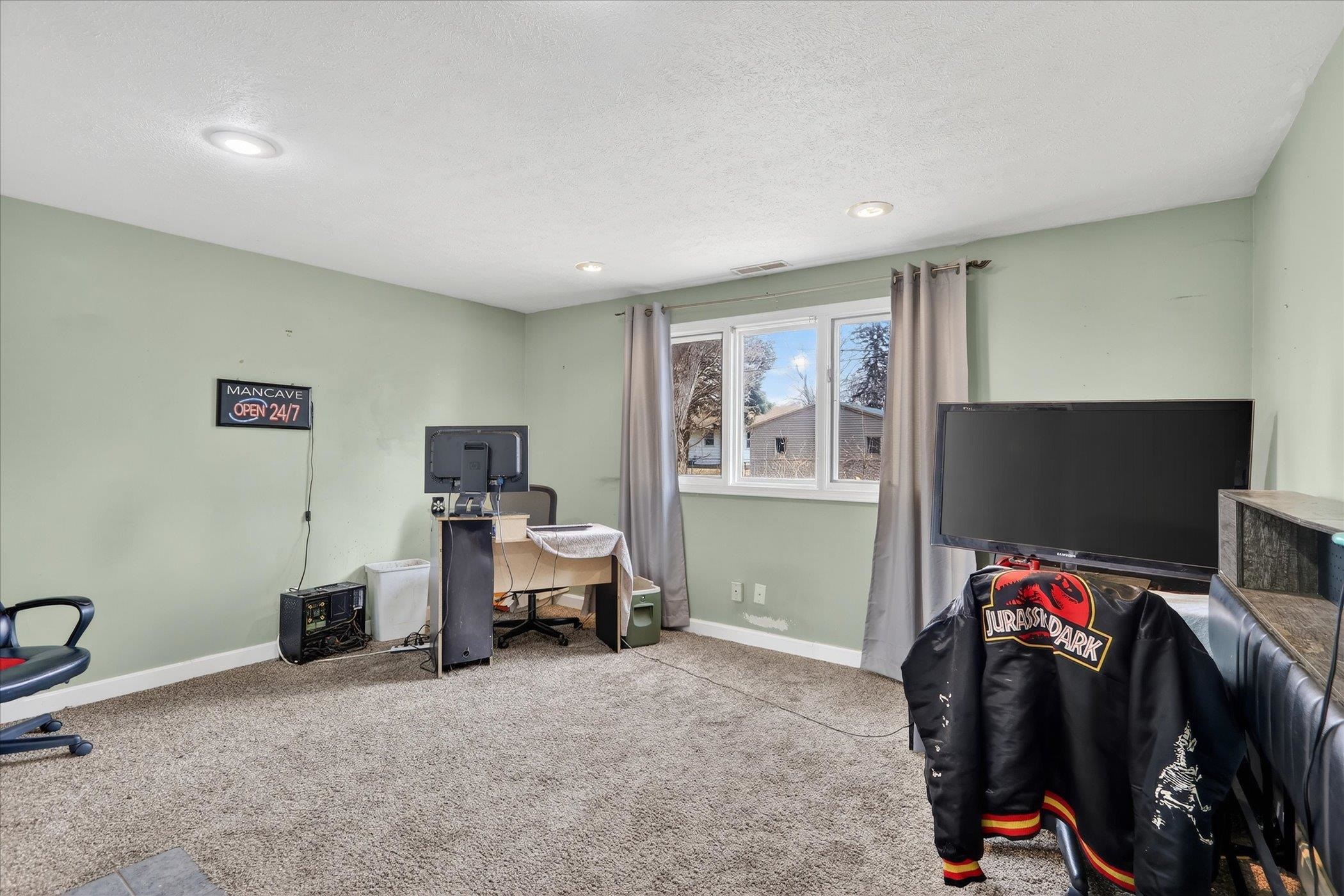 2433 Butlin Drive Beloit, WI 53511 - Photo 22 of 35