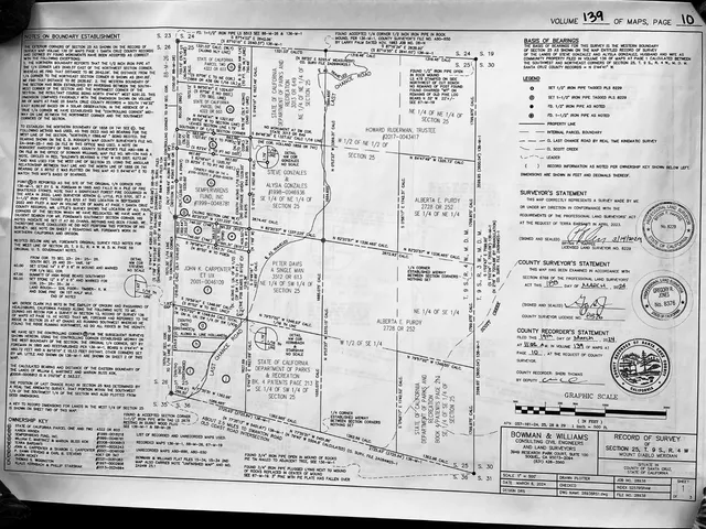 a picture of a glass window