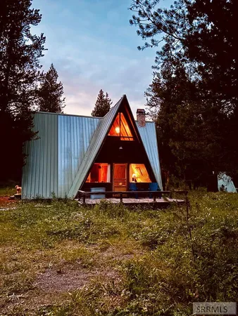 $247,000 | 3789 Homestead Road, Island Park, ID 83429