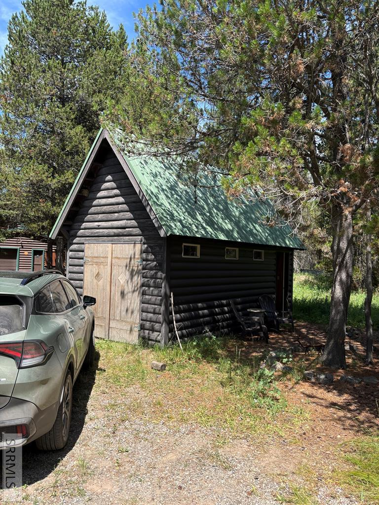 3789 Homestead Road Island Park, ID 83429 - Photo 5 of 33