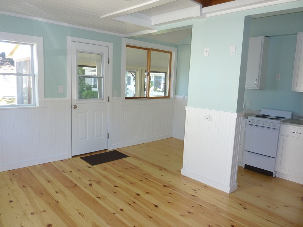 135 Weirs Road, Unit 13 Gilford, NH 03249 - Photo 10 of 30 Gallery Image 10