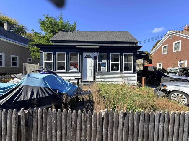 $284,000 | 21 Maple Street, Rochester, NH 03867