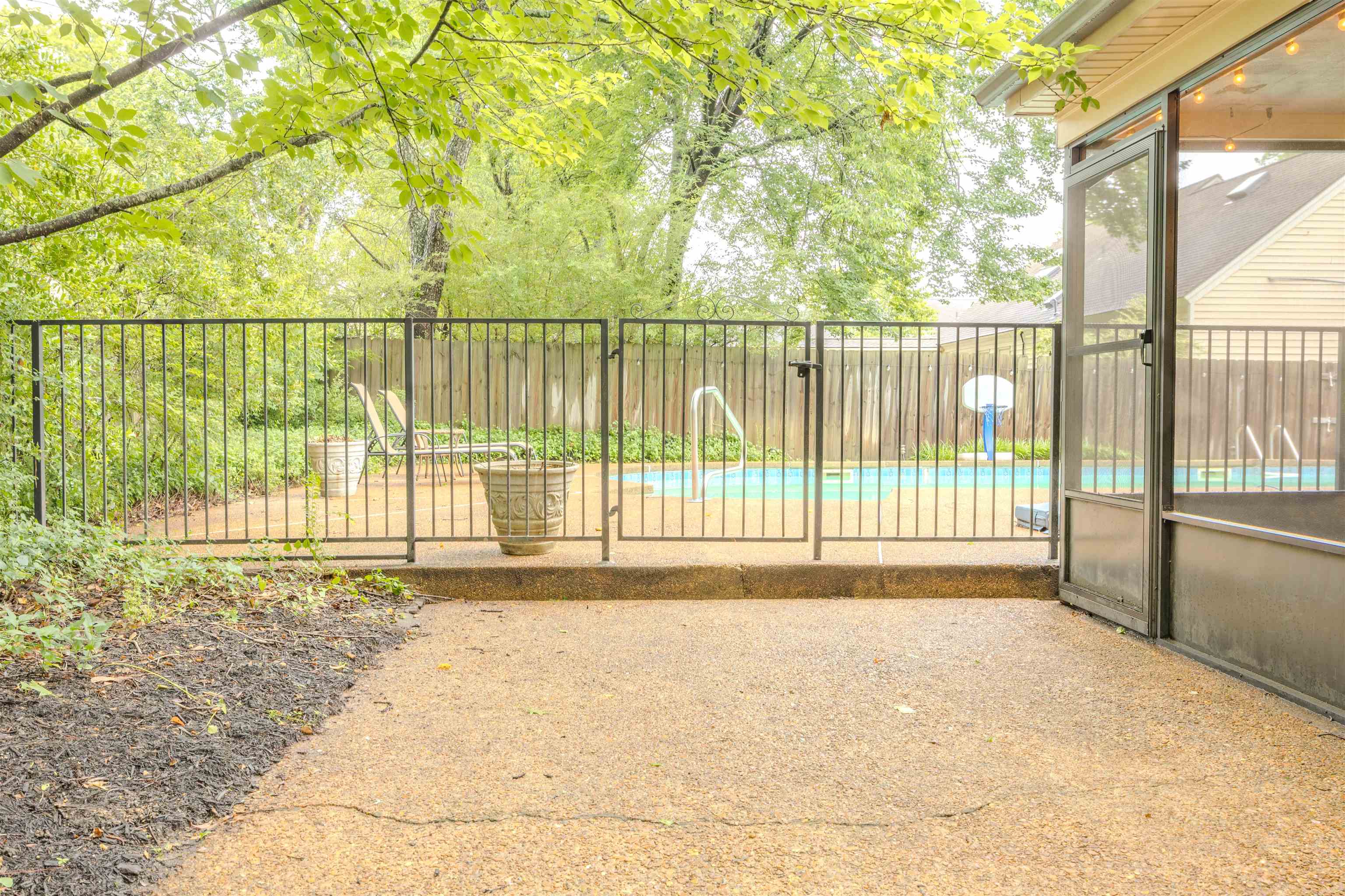 1835 Brierbrook Road Germantown, TN 38138 - Photo 21 of 31