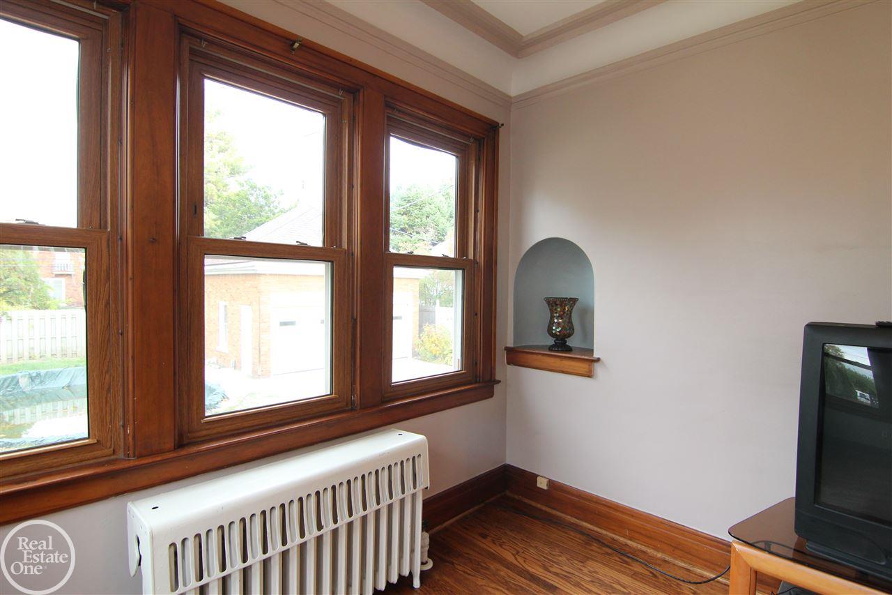 15785 Charles R Avenue Eastpointe, MI 48021 - Photo 18 of 54 Telephone Nook