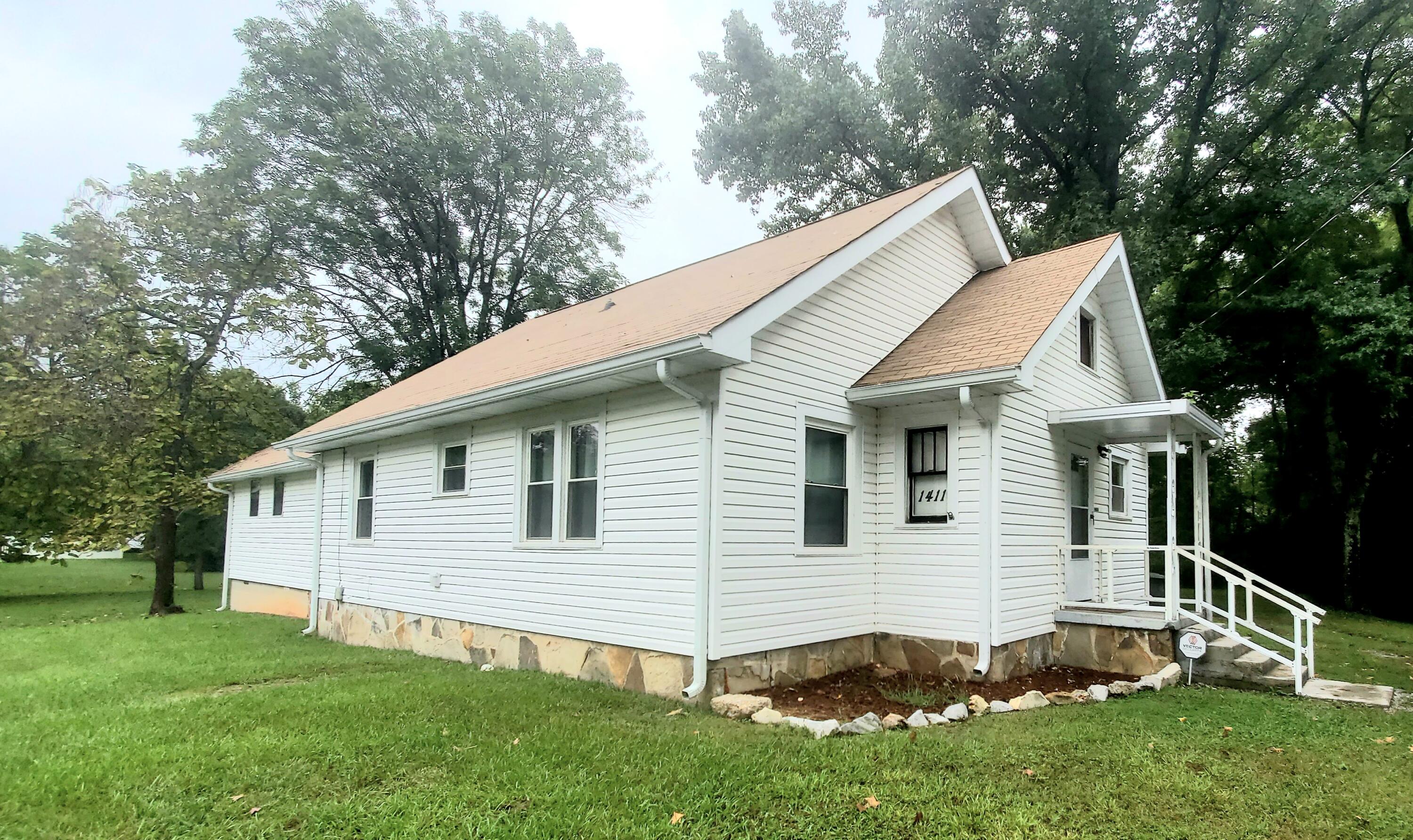 1411 Williams Road Hixson, TN 37343 - Photo 1 of 13 20210921_115803