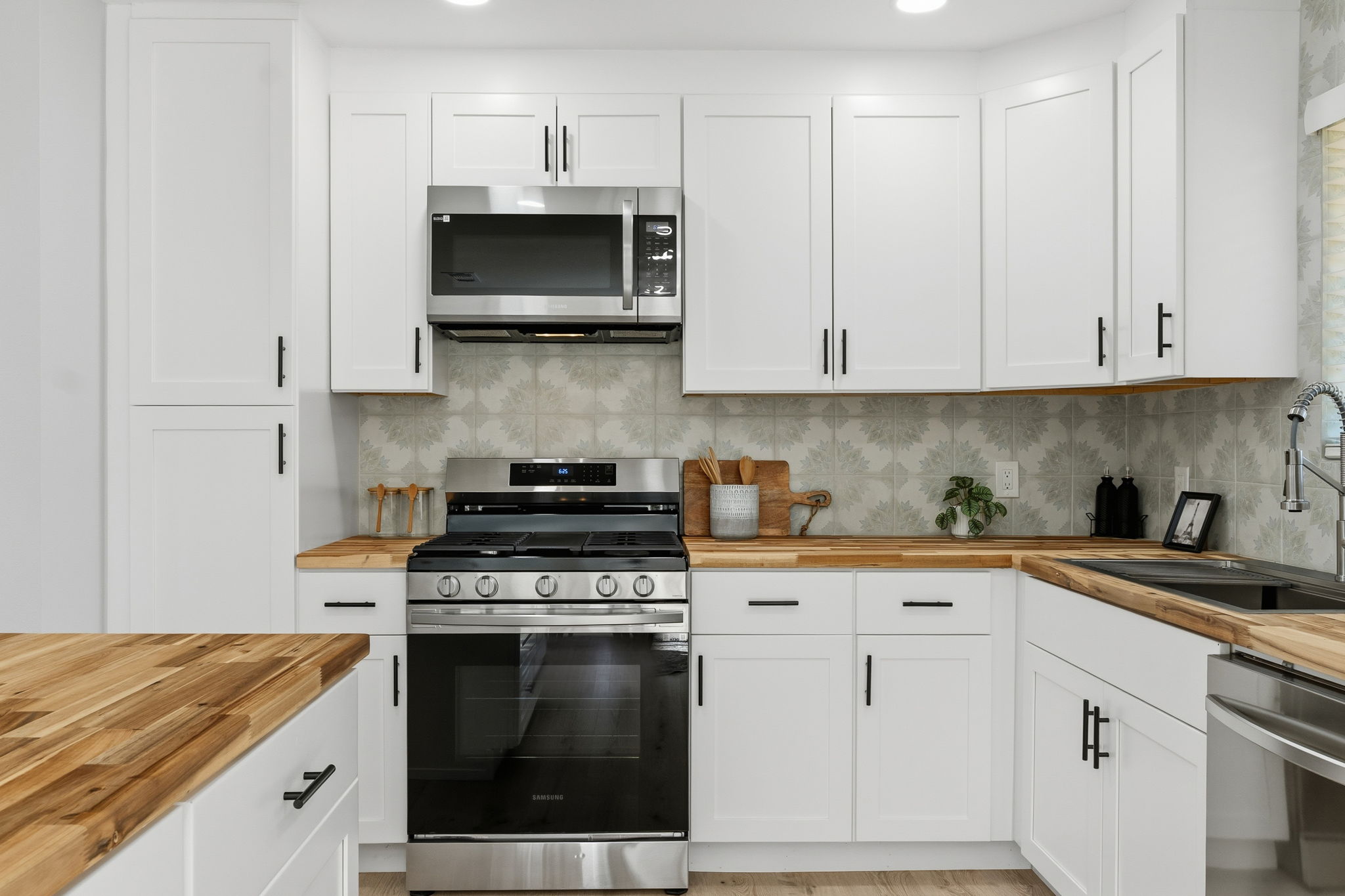 4802 Brighton Road Austin, TX 78745 - Photo 13 of 30
