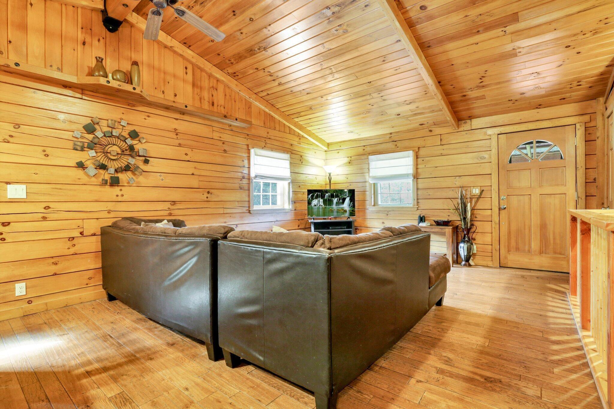 21234 Clay Lick Road Logan, OH 43138 - Photo 11 of 53 20-web-or-mls-IMG_7425