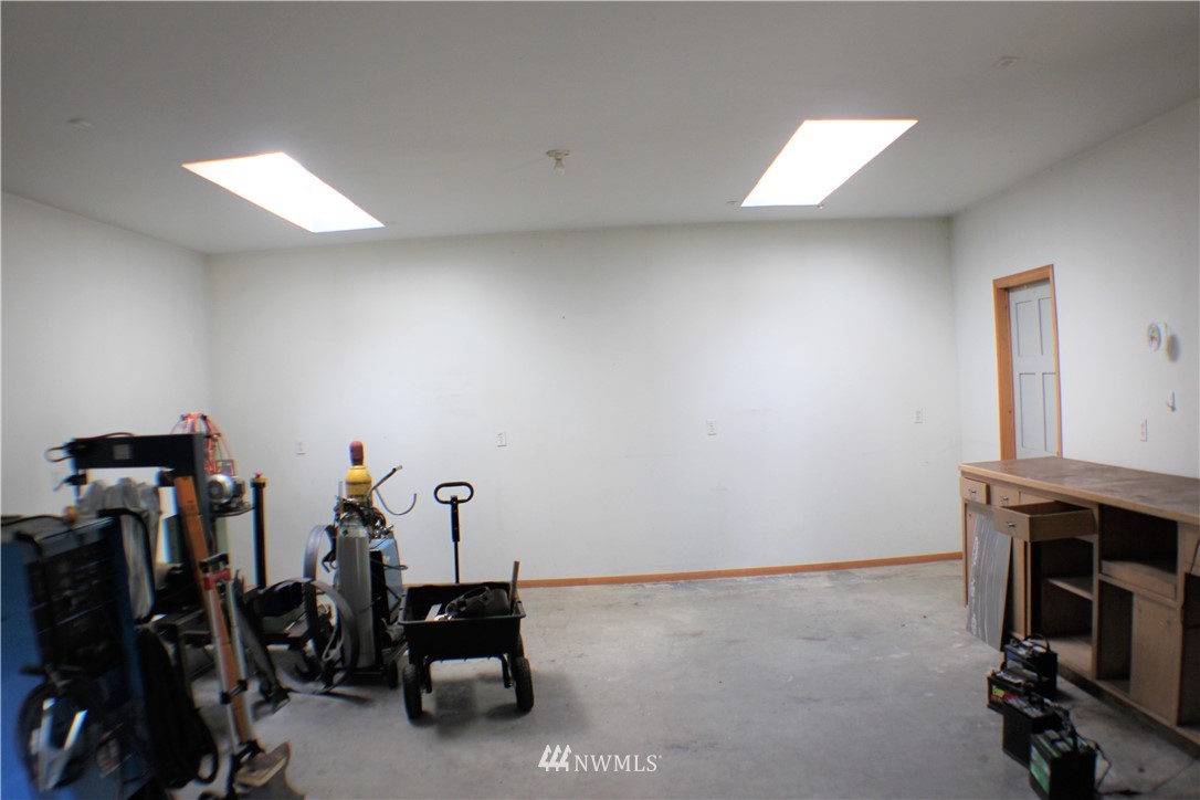 3641 Southwest Lake Helena Road Port Orchard, WA 98367 - Photo 21 of 24 Gallery Image 21