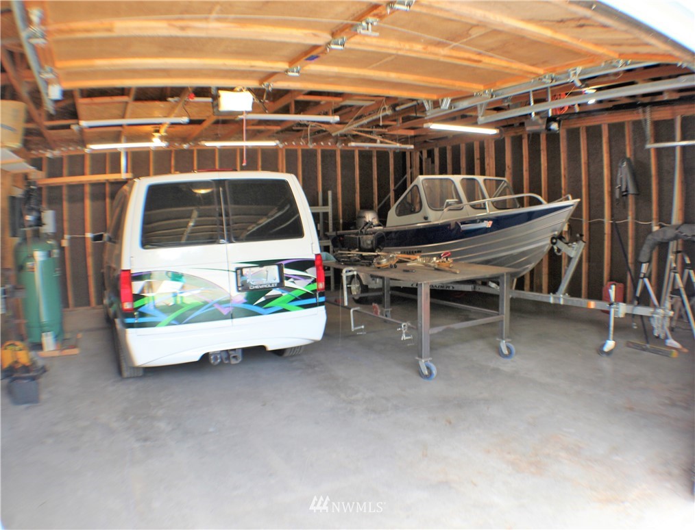3641 Southwest Lake Helena Road Port Orchard, WA 98367 - Photo 23 of 24 Gallery Image 23