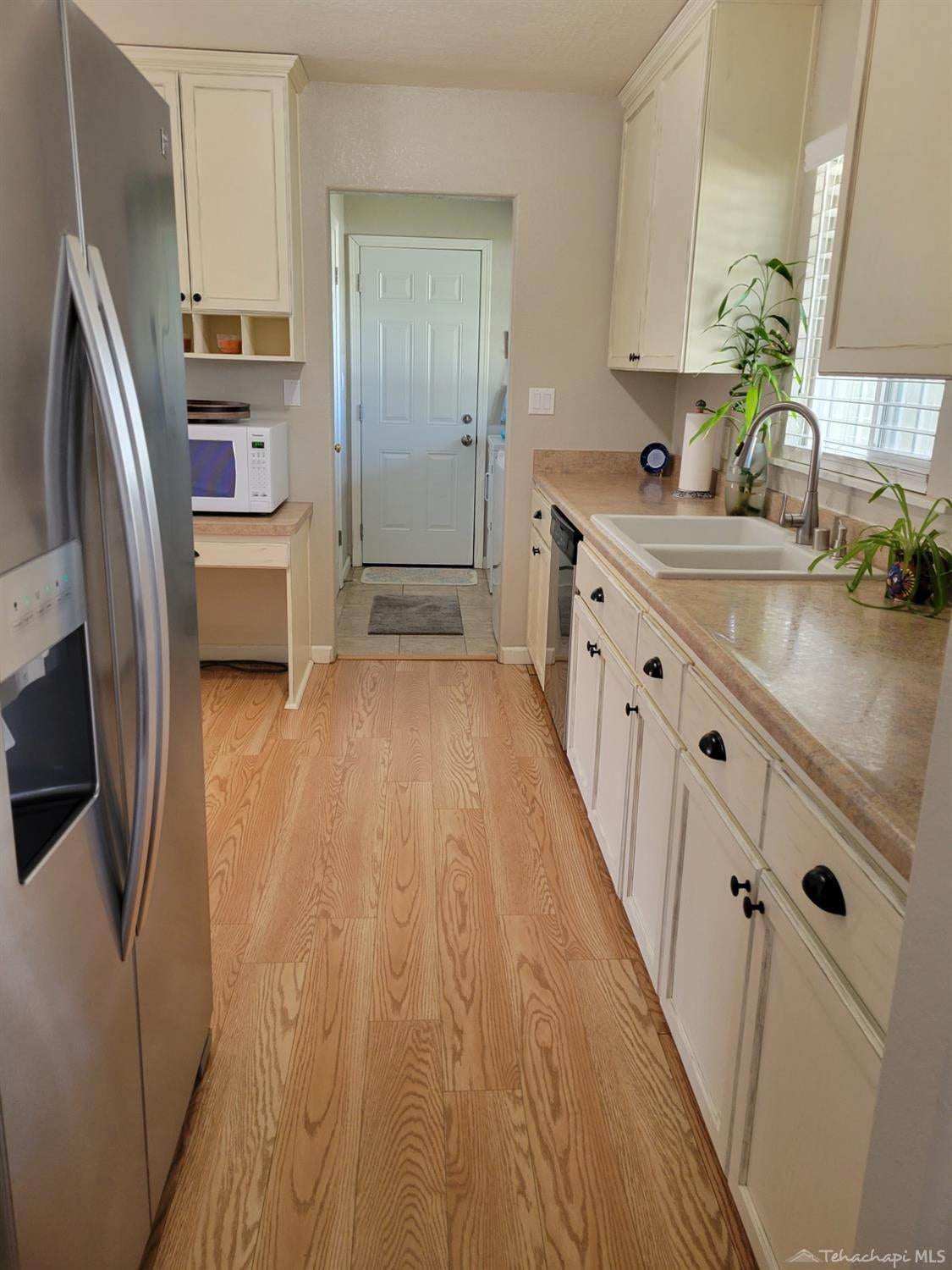 402 Ash Street Tehachapi, CA 93561 - Photo 10 of 32 Gallery Image 10