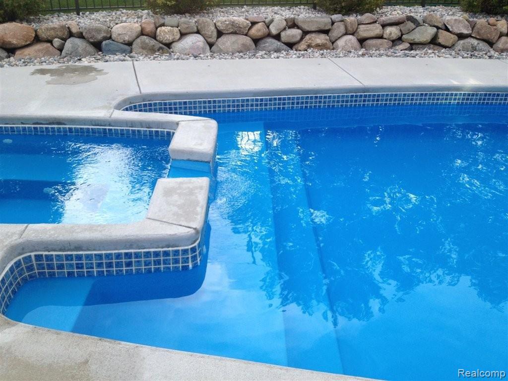 1961 Blue Grass Drive Rochester, MI 48306 - Photo 35 of 57 Pool & Hot Tub
