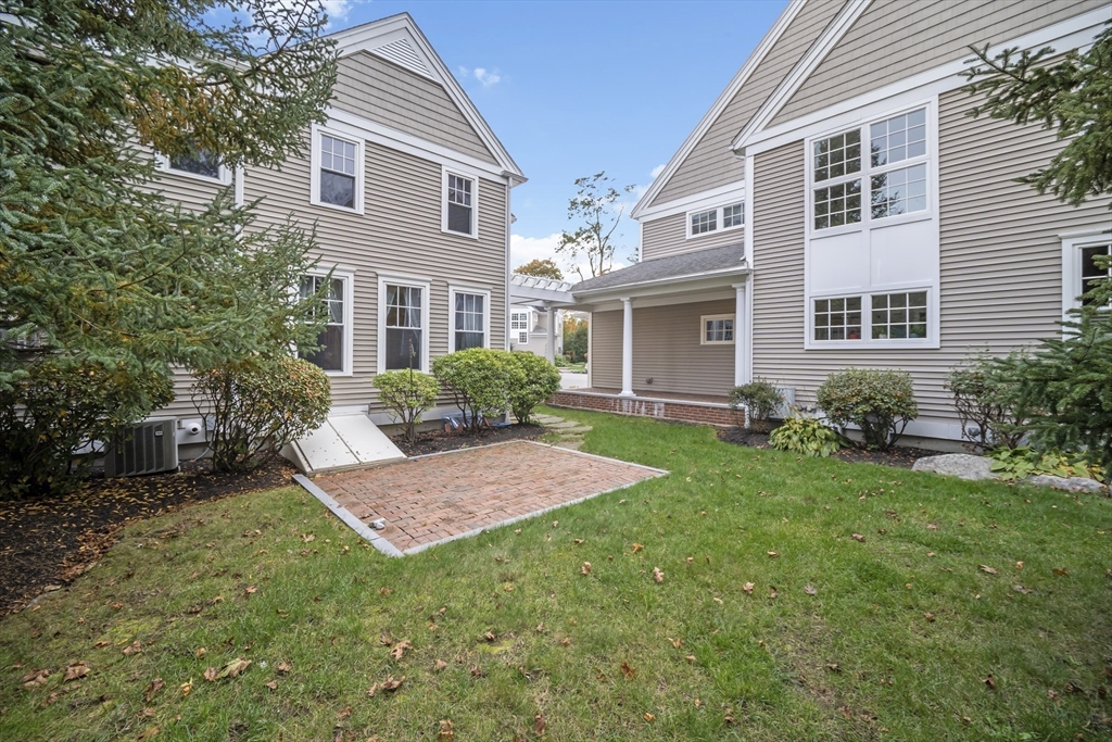 6 Essex Road, Unit 10 Ipswich, MA 01938 - Photo 23 of 29