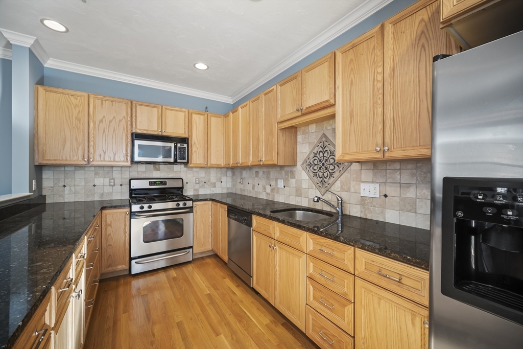 6 Essex Road, Unit 10 Ipswich, MA 01938 - Photo 8 of 29