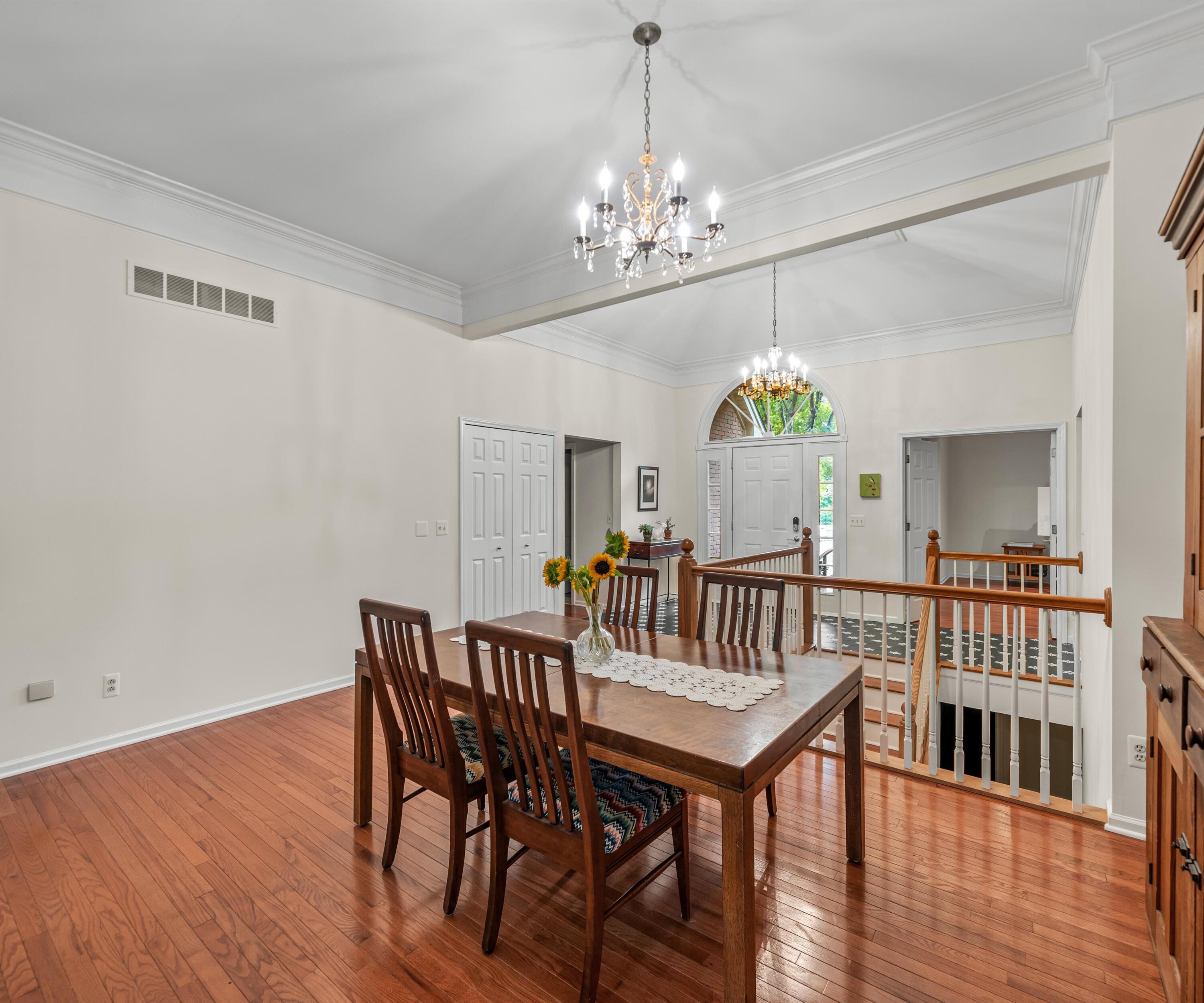 64 Chestnut Court Chelsea, MI 48118 - Photo 12 of 70 Interior (4 of 42)