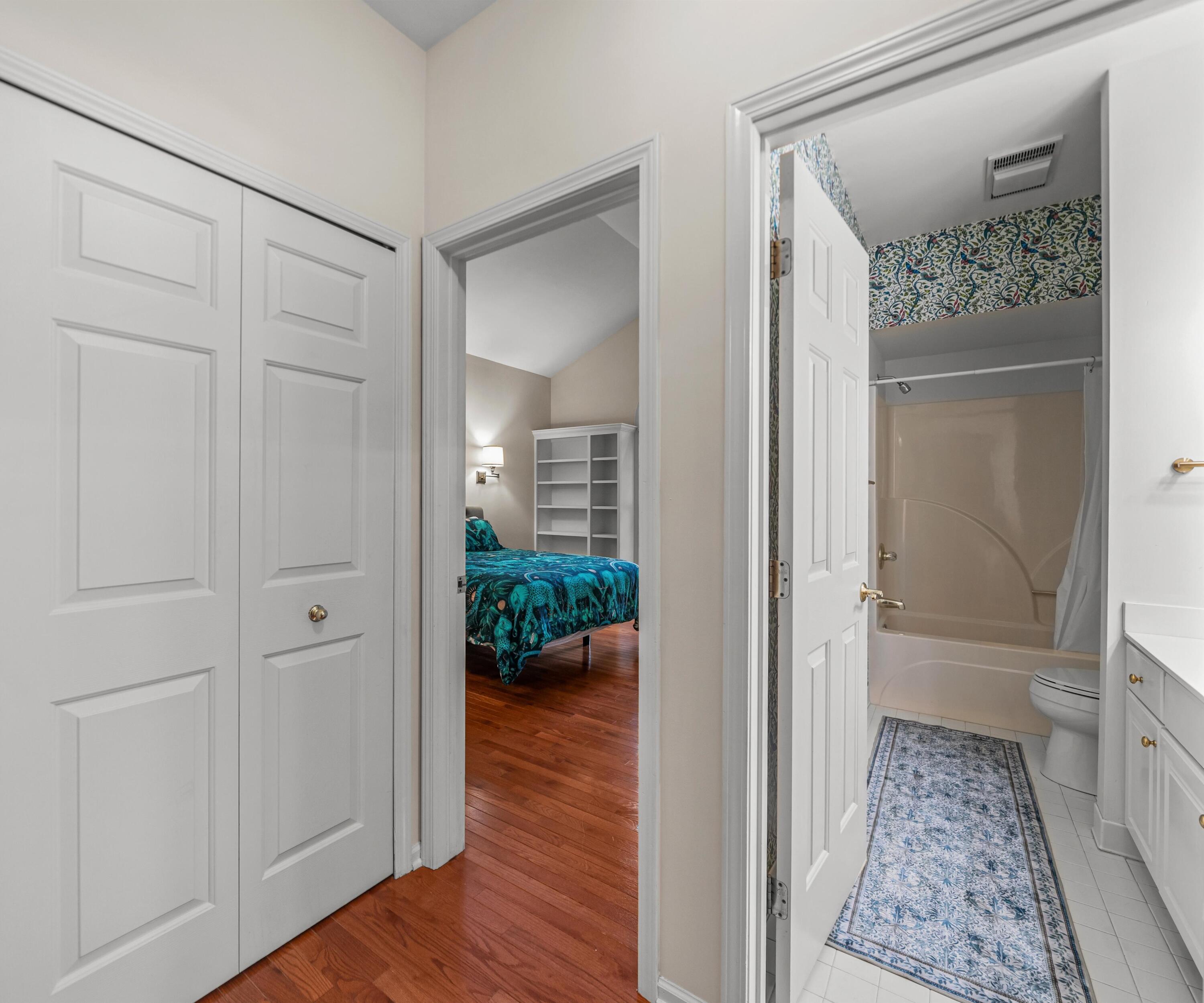 64 Chestnut Court Chelsea, MI 48118 - Photo 24 of 70 Interior (16 of 42)