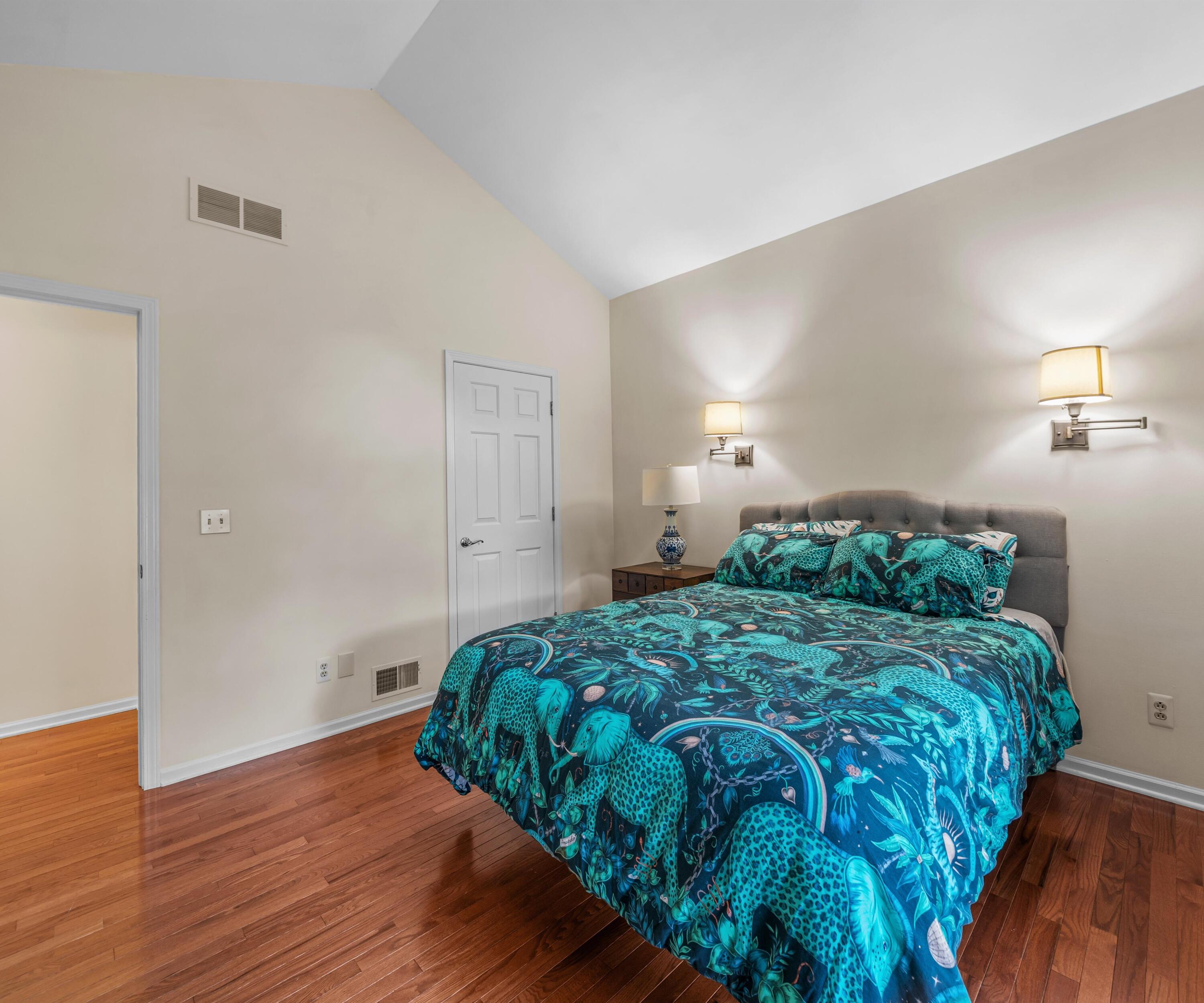 64 Chestnut Court Chelsea, MI 48118 - Photo 27 of 70 Interior (19 of 42)
