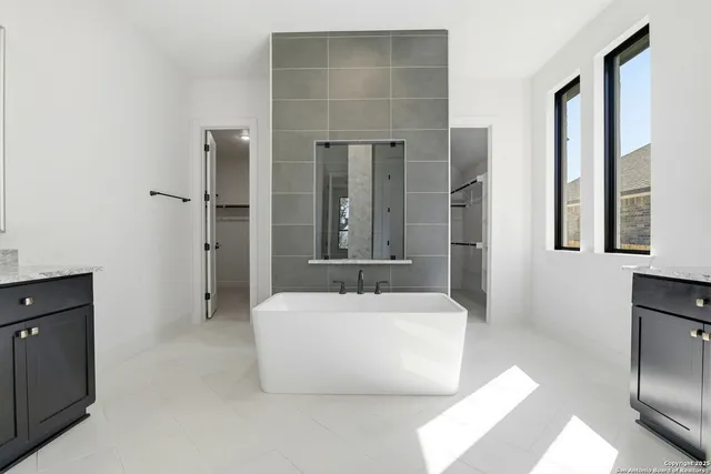 $529,900 | 1618 Dunvegan Park, Bulverde, TX 78163