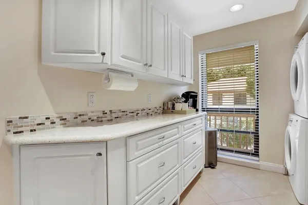 $3,150 | 316 Brackenwood Circle, Unit 316, Palm Beach Gardens, FL 33418