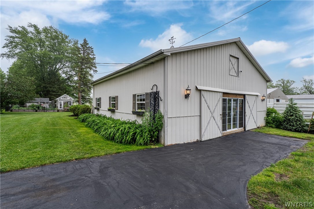 5525 Old Goodrich Road Clarence, NY 14032 - Photo 38 of 50