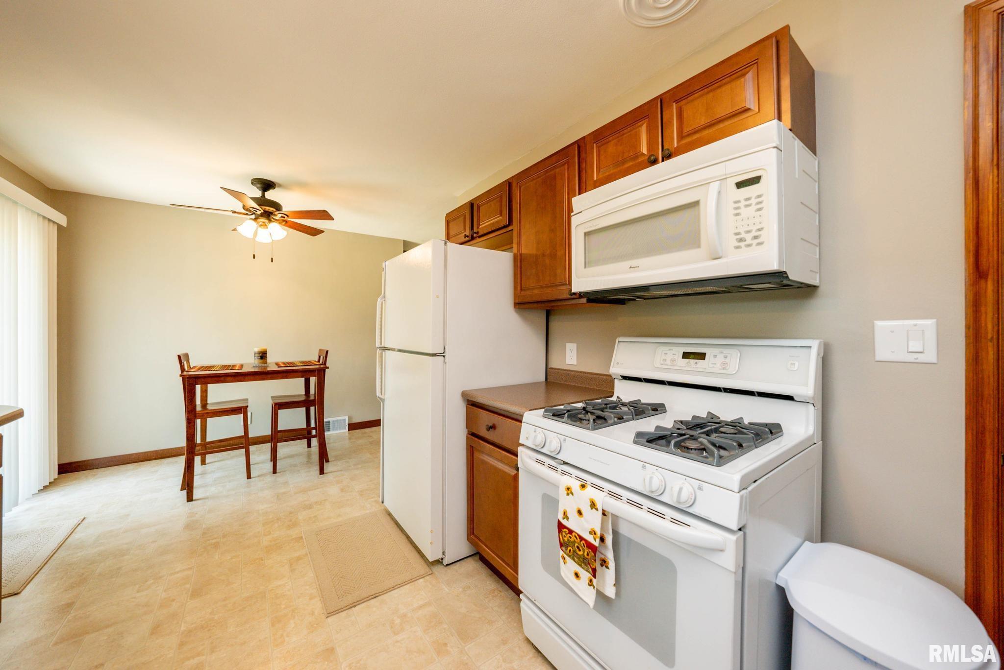 705 Spring Street Washington, IL 61571 - Photo 16 of 43 Gallery Image 16