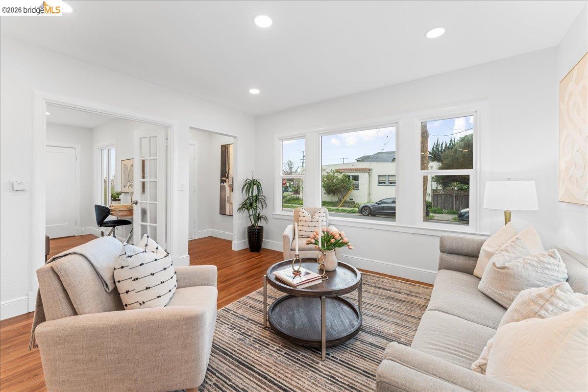 2717 Mabel Street Berkeley, CA 94702 - Photo 34 of 60 a living room with furniture and a large window
