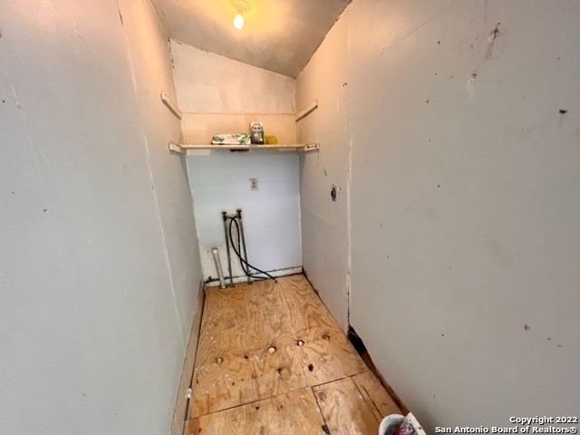 513 Walton Avenue San Antonio, TX 78225 - Photo 8 of 11 a view of utility room