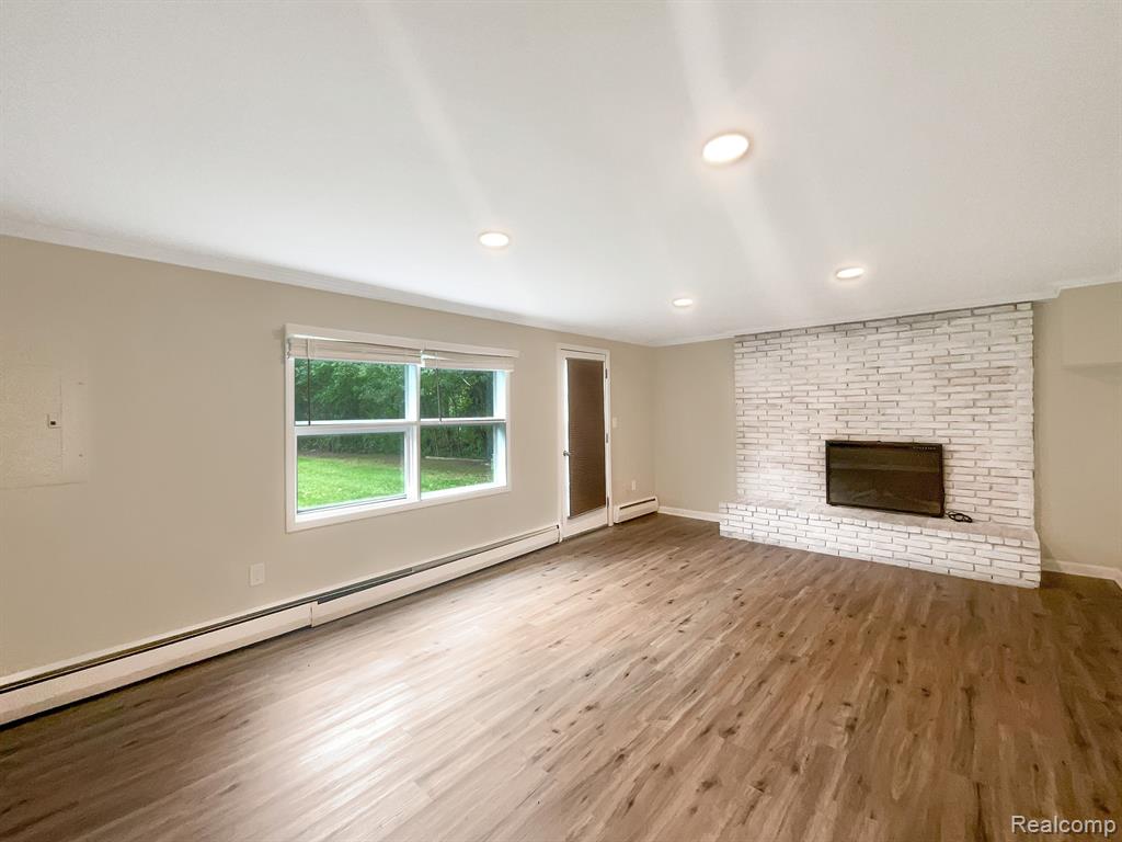 26305 Middlebelt Road Farmington Hills, MI 48334 - Photo 3 of 20
