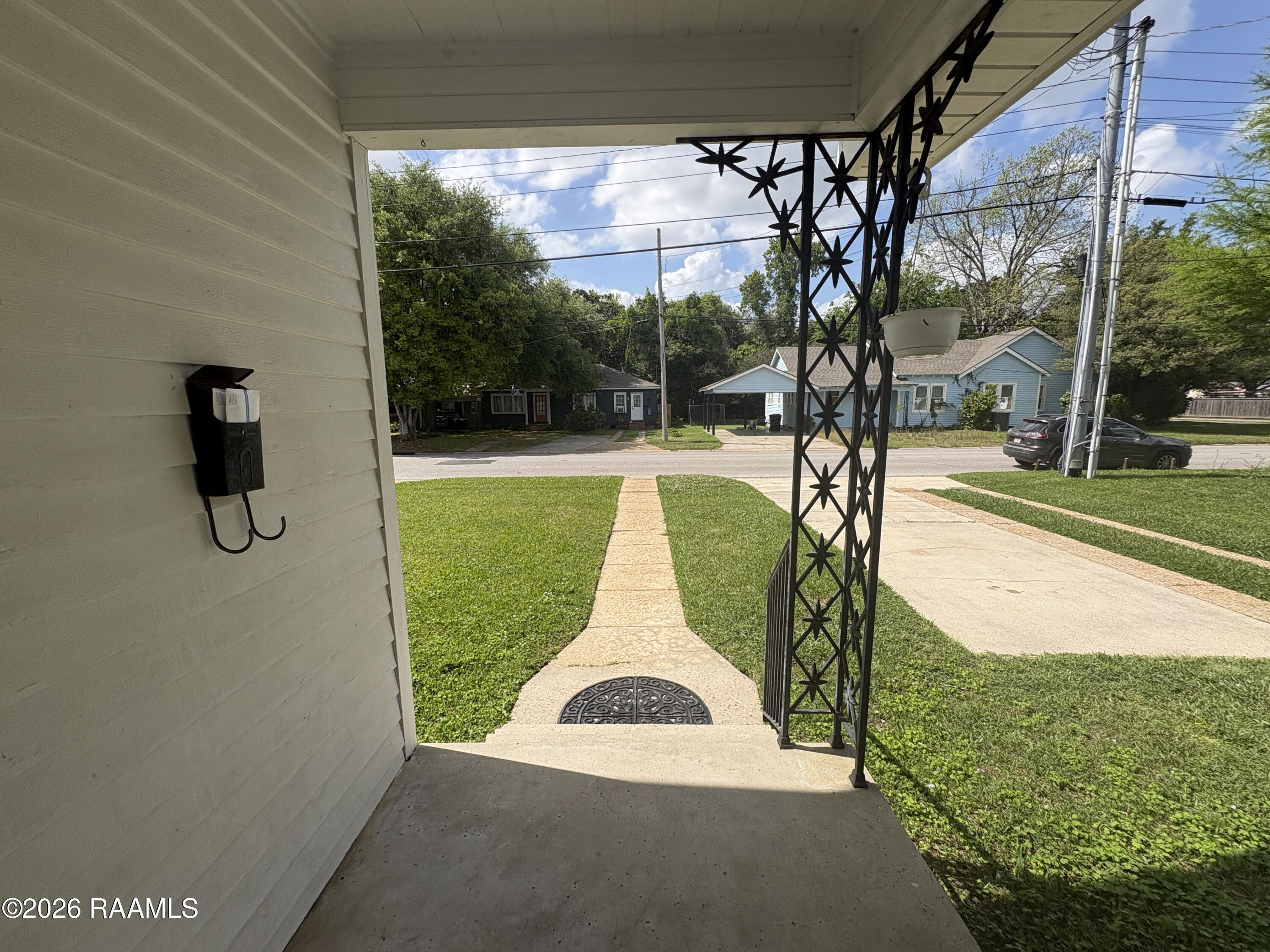 605 Coolidge Street Lafayette, LA 70503 - Photo 2 of 13 IMG_5661