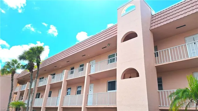 a view of building with yard