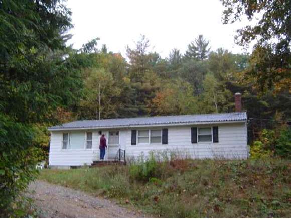 355 Old Rte 25 Rumney, NH 03266 - Photo 1 of 5