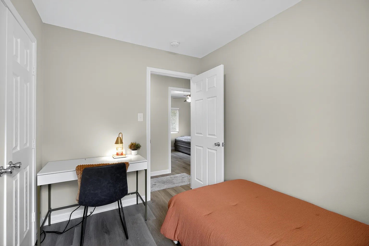 5233 Higgins Street Houston, TX 77033 - Photo 17 of 24 Gallery Image 17