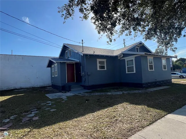 $2,300 | 1300 Doctor Martin Luther King Junior Street South, St. Petersburg, FL 33701
