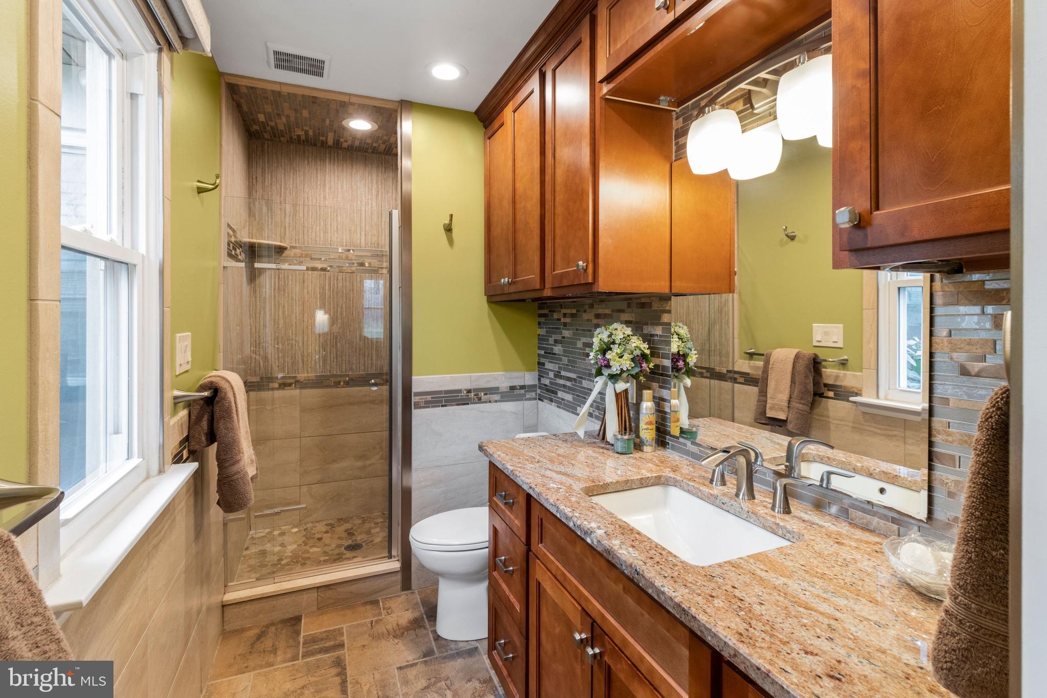944 Pebble Hill Road Doylestown, PA 18901 - Photo 20 of 51 Primary Bedroom updated bathroom