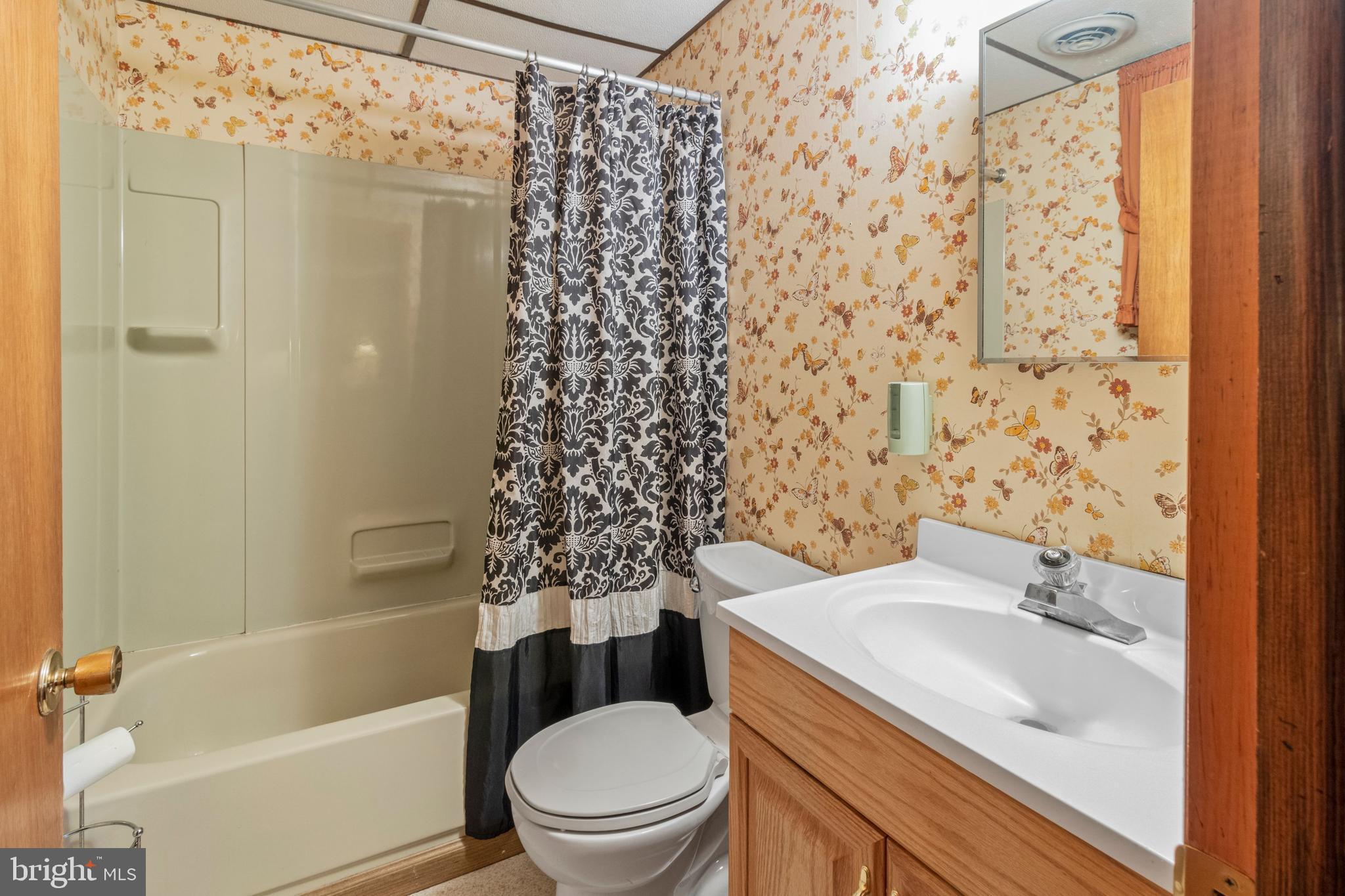 944 Pebble Hill Road Doylestown, PA 18901 - Photo 31 of 51 In Law Suite Bathroom