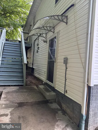 $1,350 | 76 Cherry Laurel Drive, Unit BASEMENT APARTMENT, Fredericksburg, VA 22405