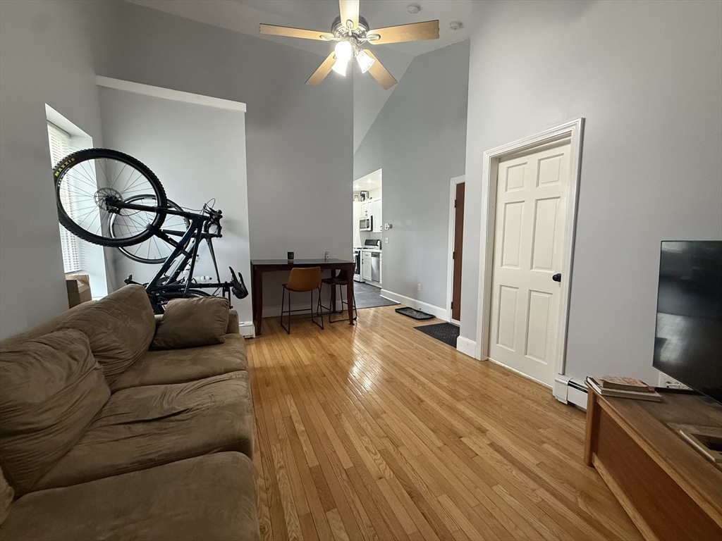 28 Maverick Street, Unit 3 Boston, MA 02128 - Photo 2 of 8