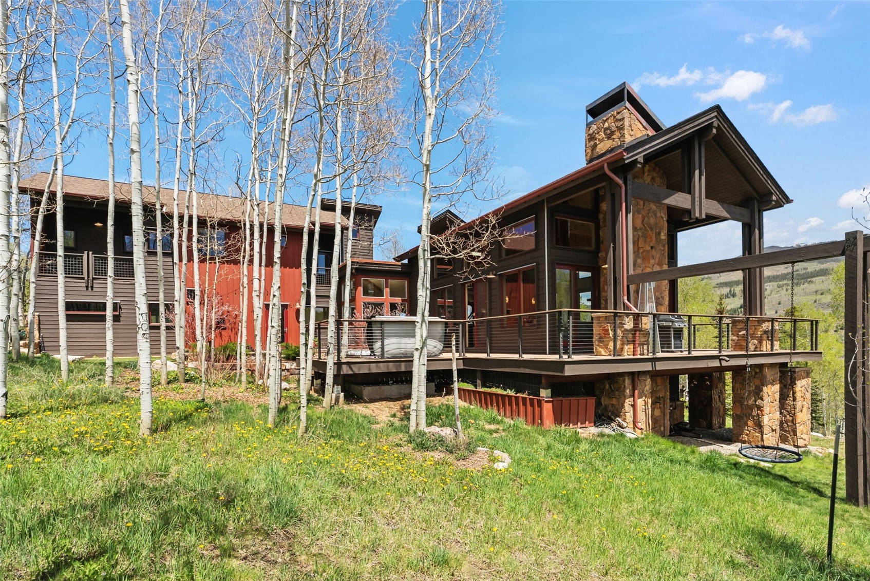 2800 Hunter's Knob Road Silverthorne, CO 80498 - Photo 5 of 37 front view of house with a yard