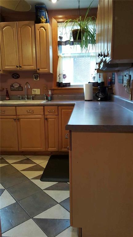 255 Oak Street Springdale, PA 15144 - Photo 9 of 22 Gallery Image 9