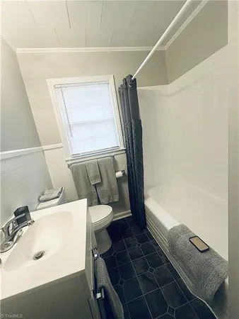 $1,300 | 918 Harris Street, Burlington, NC 27217