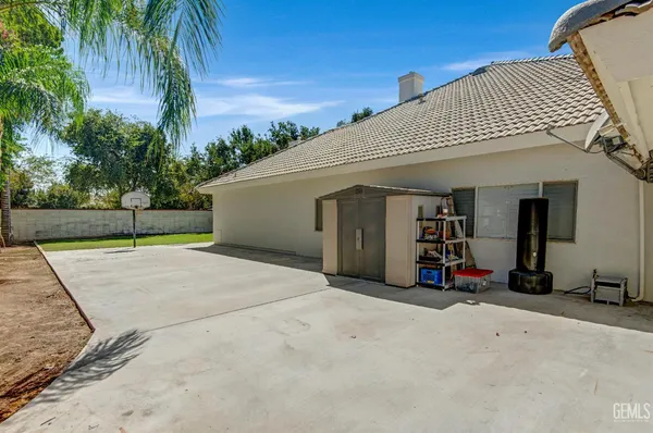 $775,000 | Undisclosed Address, Bakersfield, CA 93312