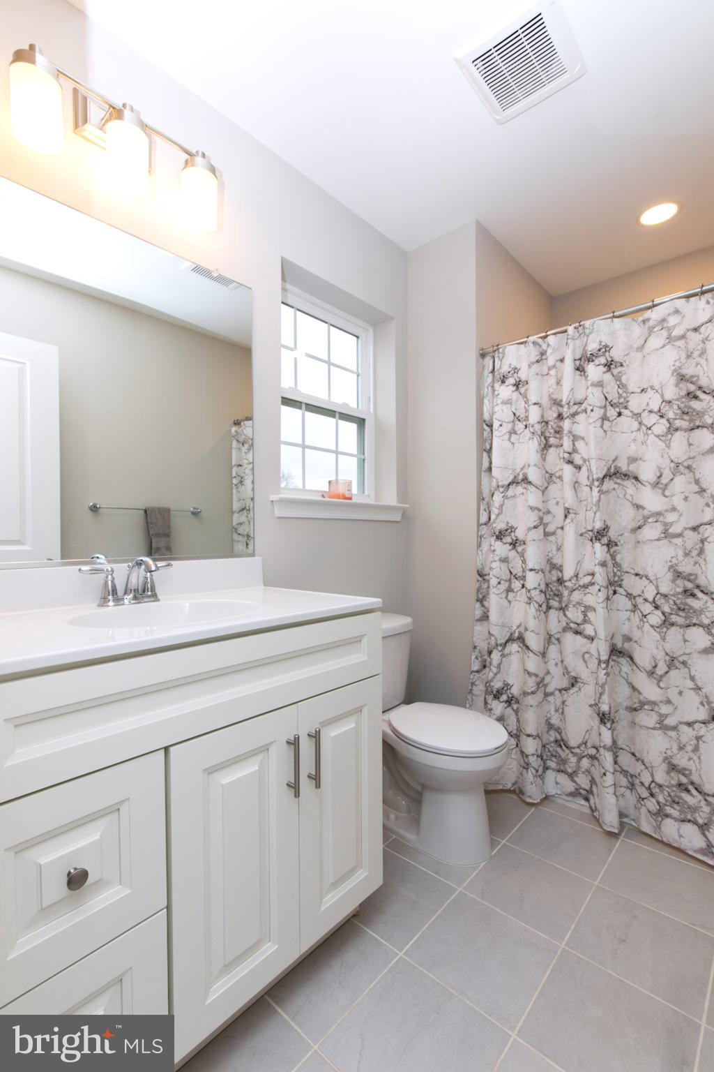 1213 Chestnut Street Burlington, NJ 08016 - Photo 11 of 15 Master Bath