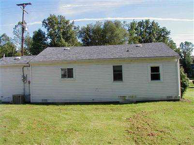 7074 Vienna Road Clio, MI 48420 - Photo 2 of 8 20158842-1.JPG