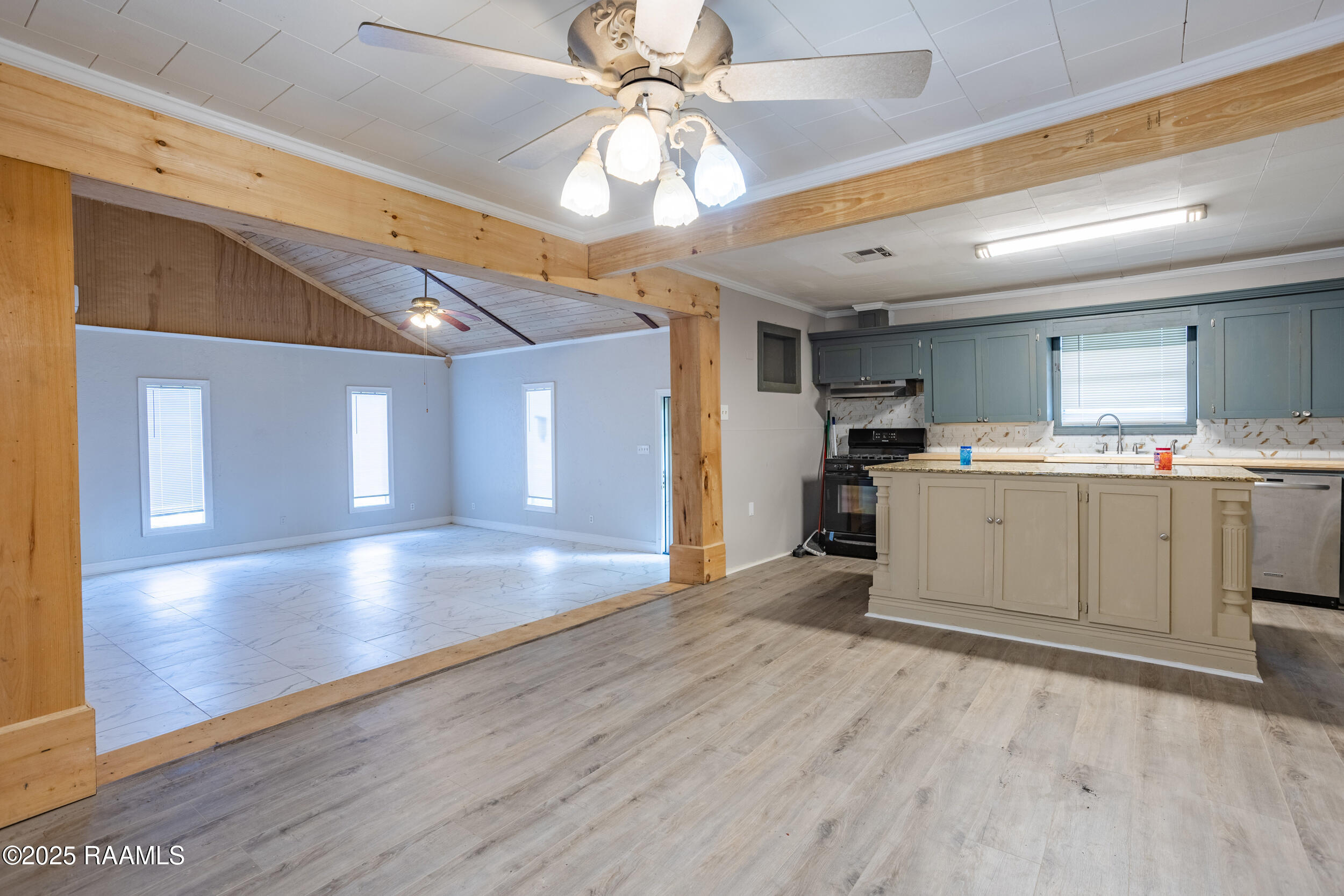 531 North 11th Street Eunice, LA 70535 - Photo 7 of 18 531 n 11th-8