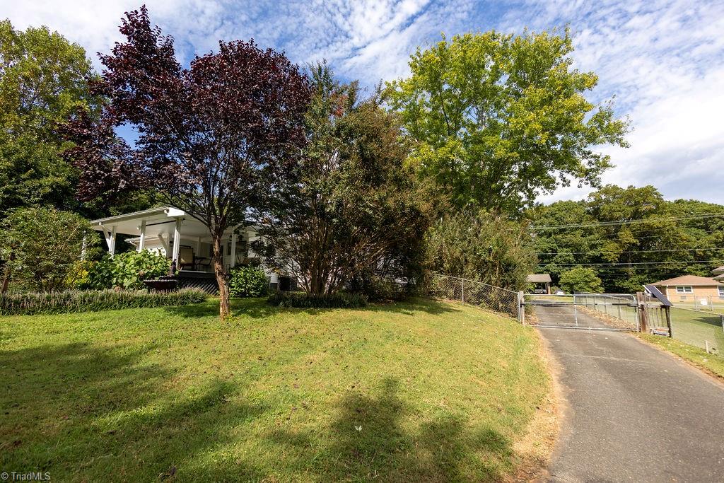 921 North Franklin Road Mount Airy, NC 27030 - Photo 26 of 34 Gallery Image 26