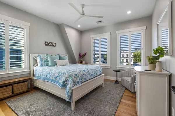 $2,249,000 | 36 Little Bay Drive, Dover, NH 03820